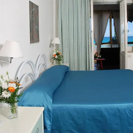 Giardino Al Mare 3* Σέστρι Λεβάντε