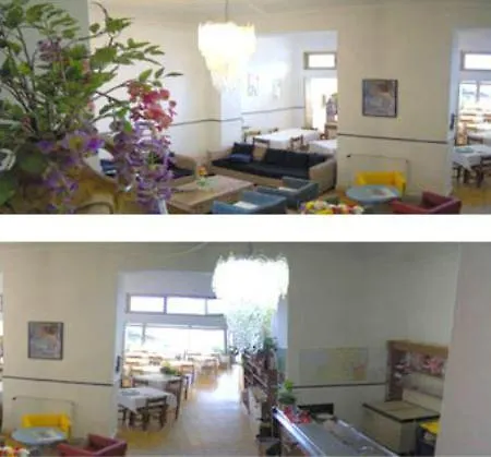 Giardino Al Mare 3* Σέστρι Λεβάντε