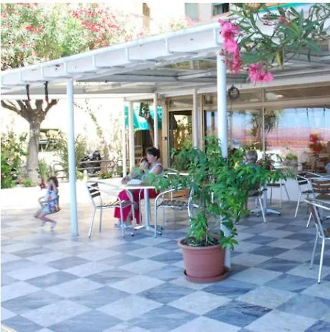 Giardino Al Mare 酒店 东塞斯特里